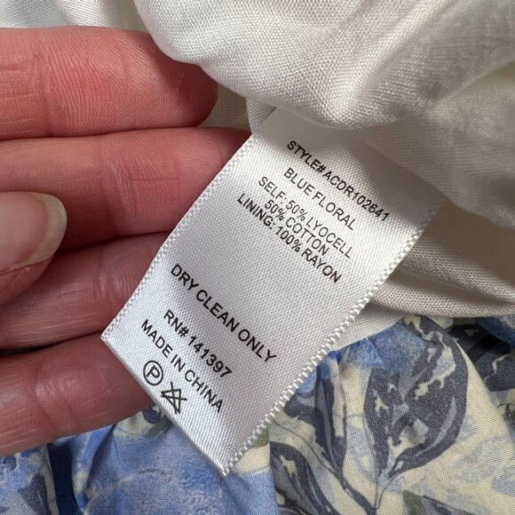 ASTR the Label Larissa Floral Bubble Mini Dress Corset Blue White Medium - Picture 16 of 16